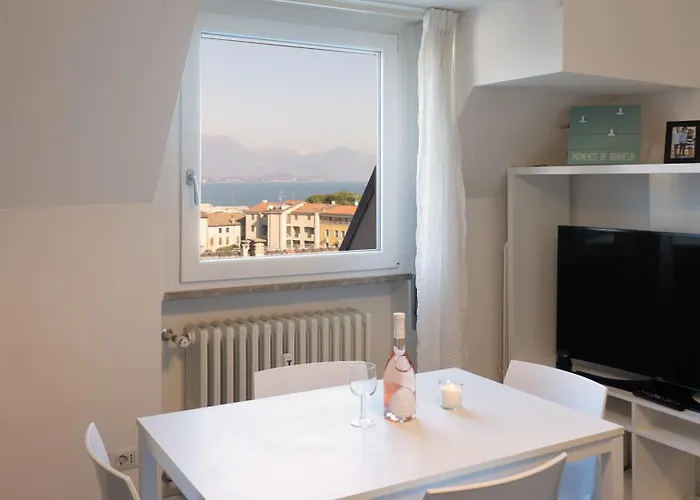 Loft In Villa Romana